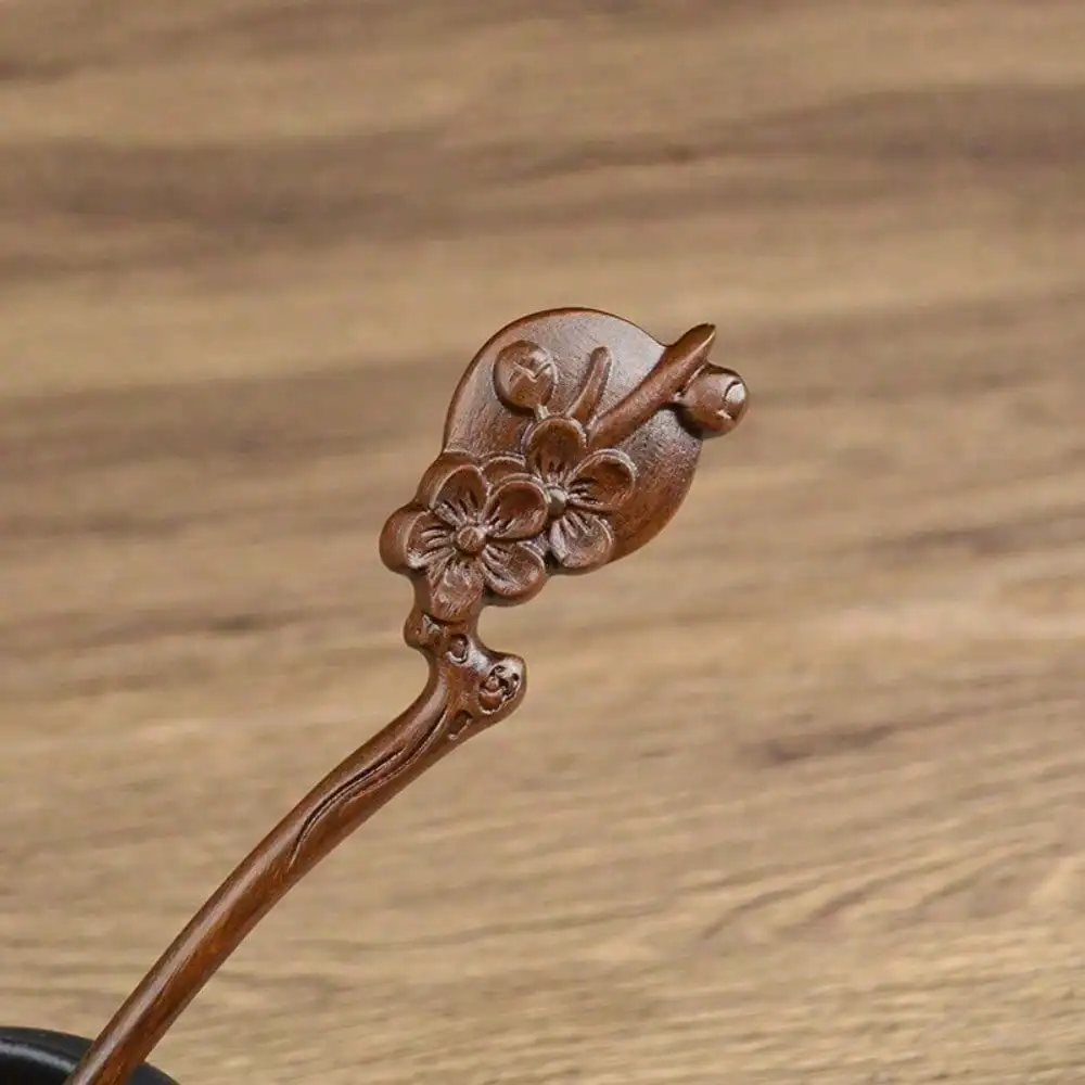 1pc Golden Sandalwood Hairpin, Wooden Carving Hairpin, Hanfu Headwear, Wooden Hairpin, Coiled Hairpin
1pc Golden Sandalwood Hairpin, Wooden Carving Hairpin, Hanfu Headwear, Wooden Hairpin, Coiled Hairpin