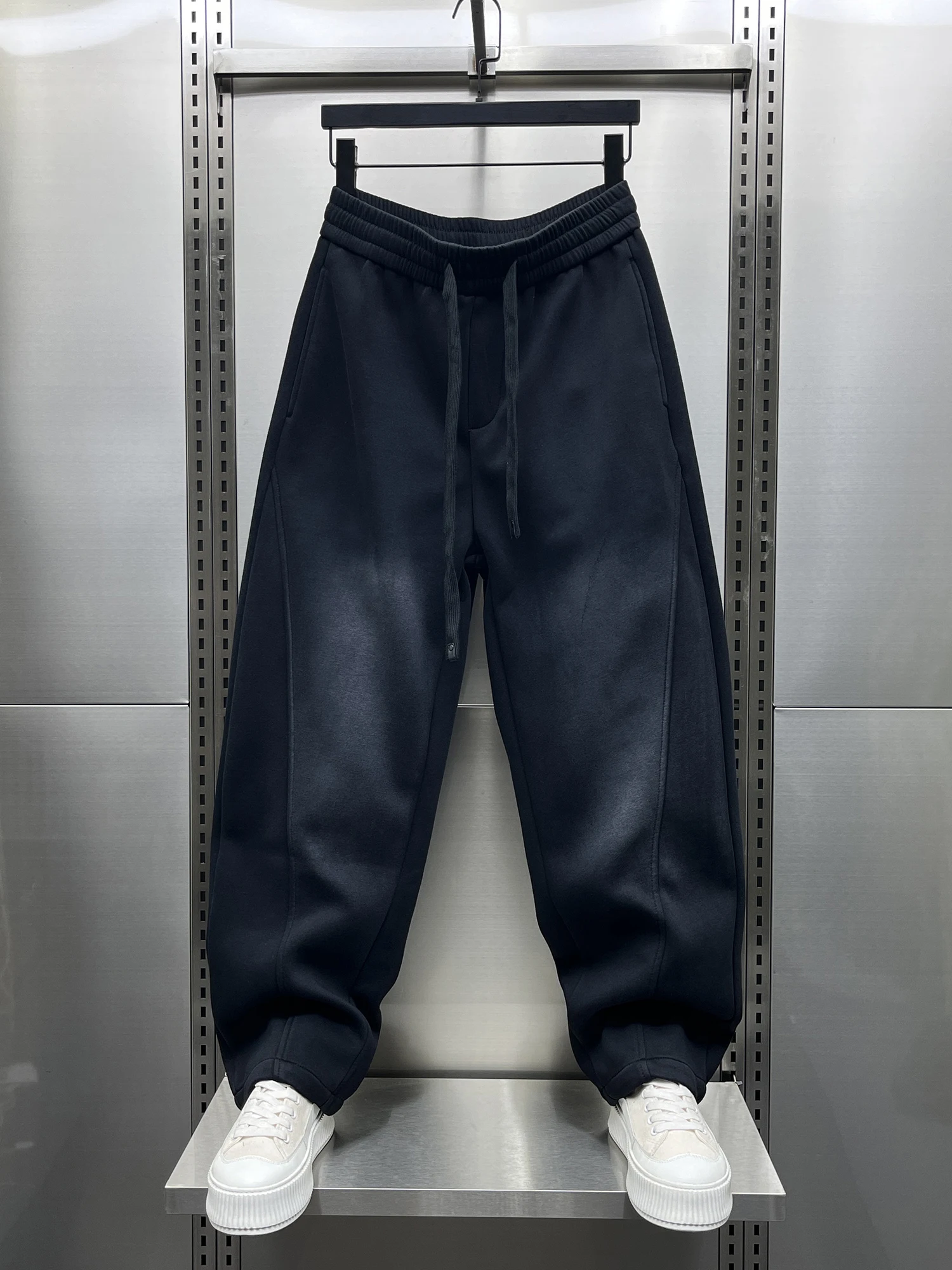 Men's Winter Faion Spor Casual Thi Wide Leg Pants Loose Fit Elastic Waist Long Straight Tube Trousers Trendy All Size
Men's Winter Faion Spor Casual Thi Wide Leg Pants Loose Fit Elastic Waist Long Straight Tube Trousers Trendy All Size