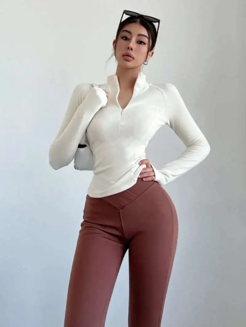 Женская весенняя тонкая футболка с воротником-стойкой Spicy Girl, модные сексуальные женские футболки 2024, новые топы W721
Женская весенняя тонкая футболка с воротником-стойкой Spicy Girl, модные сексуальные женские футболки 2024, новые топы W721