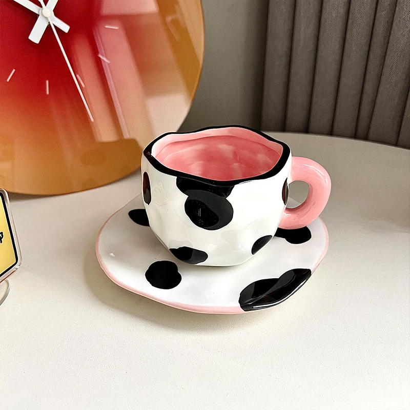 Custom / Pink Cow Pattern Korean Exquisite Afternoon Tea Ceramic Coffee Cup and Dish Set Girl's Heart Water Cup Cute
Custom / Pink Cow Pattern Korean Exquisite Afternoon Tea Ceramic Coffee Cup and Dish Set Girl's Heart Water Cup Cute