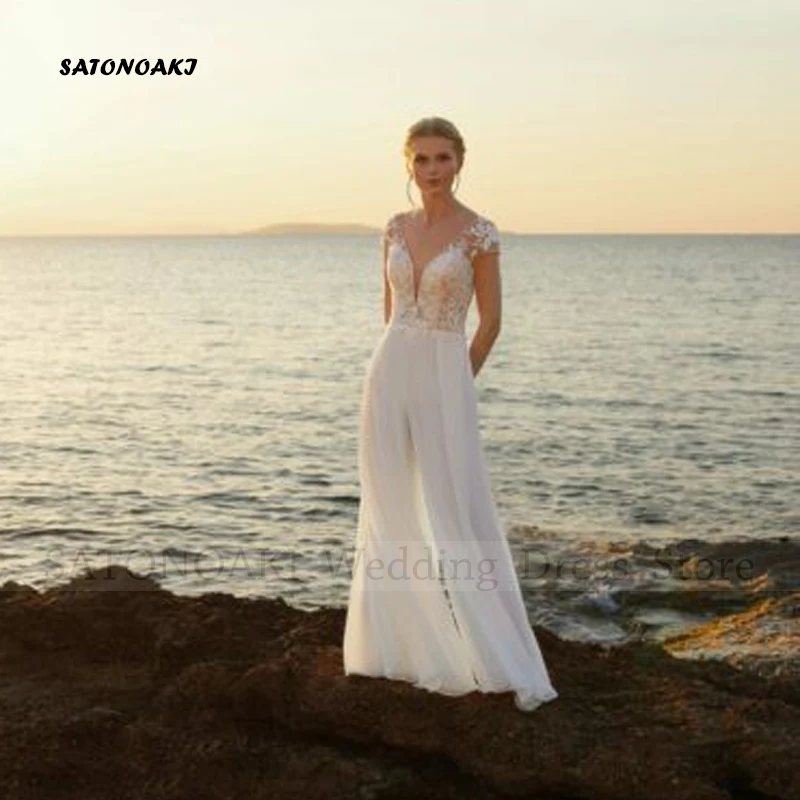 Elegant Sexy Boho Lace Chiffon Jumpsuit Wedding Dresses for Women V-Neck A-Line Backless Beach Bridal Gown Vestidos De Novia
Elegant Sexy Boho Lace Chiffon Jumpsuit Wedding Dresses for Women V-Neck A-Line Backless Beach Bridal Gown Vestidos De Novia
