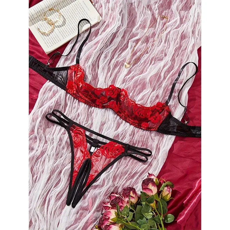 Сексуальный комплект эротического нижнего белья, женское нижнее белье большого размера, вышитый ремень-спагетти, стринги, искушение, сексуальный комплект с бюстгальтером
Сексуальный комплект эротического нижнего белья, женское нижнее белье большого размера, вышитый ремень-спагетти, стринги, искушение, сексуальный комплект с бюстгальтером