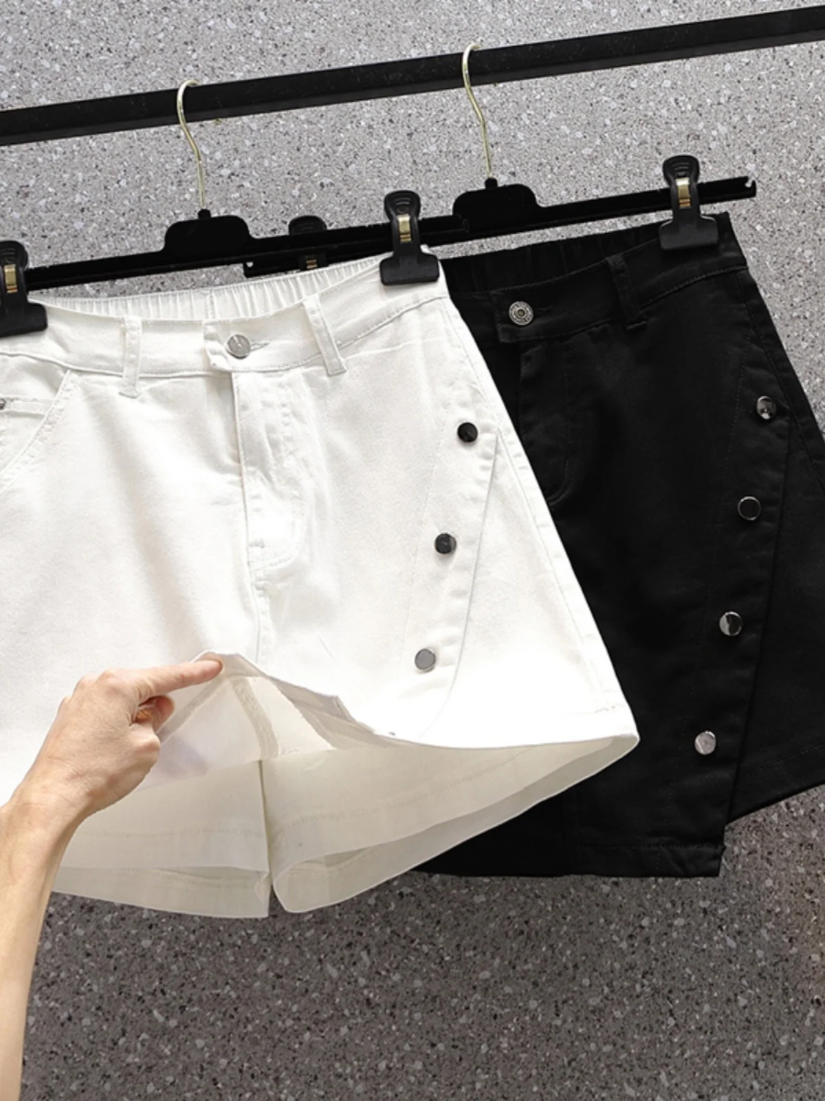 plus Size Women's Elastic High Waist White Loose Elastic Casual Wide Leg Denim Skirt Shorts Street Style Cotton Polyester Blend
plus Size Women's Elastic High Waist White Loose Elastic Casual Wide Leg Denim Skirt Shorts Street Style Cotton Polyester Blend