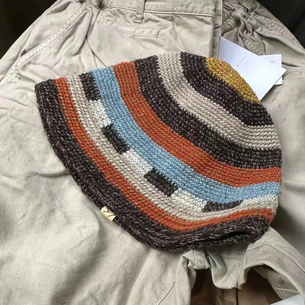 VISVIM MEDA CROCHET KNIT HAT Patchwork Knitted Hat Fashionable Casual Versatile Winter Hat for Men Streetwear Beanie
VISVIM MEDA CROCHET KNIT HAT Patchwork Knitted Hat Fashionable Casual Versatile Winter Hat for Men Streetwear Beanie