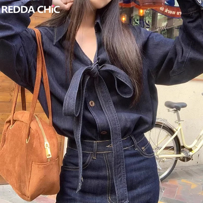 ReddaChic Women Tie Front Long Sleeves Blouse Top Cowgirl Retro Blue Plain Denim Shirt Bow Bandage Casual Office Lady Workwear
ReddaChic Women Tie Front Long Sleeves Blouse Top Cowgirl Retro Blue Plain Denim Shirt Bow Bandage Casual Office Lady Workwear