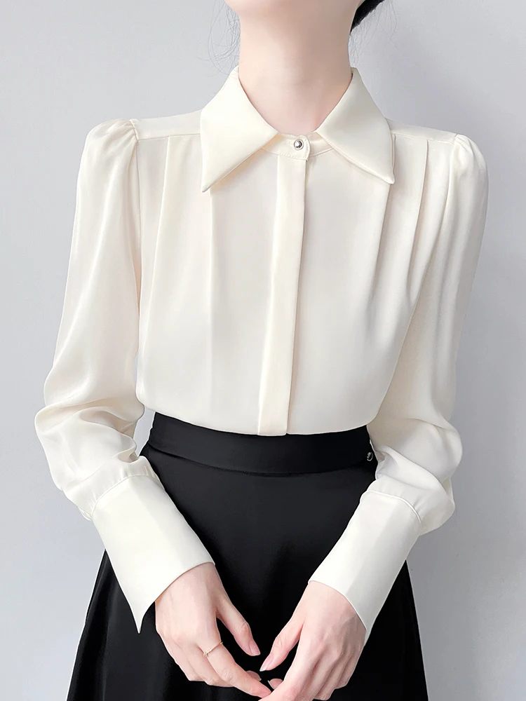 Корейская женская блузка из чистого шелка с длинным рукавом, однотонная, плиссированная, струящаяся, для делового и повседневного стиля, для работы и офиса, модная и элегантная.
Корейская женская блузка из чистого шелка с длинным рукавом, однотонная, плиссированная, струящаяся, для делового и повседневного стиля, для работы и офиса, модная и элегантная.