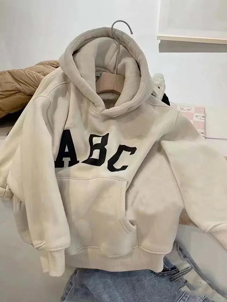 Children's Korean Winter Clothes New Top for Boys and Girls Fashion Casual Simple Letter Printing Plush Hoodie T Hoodies
Children's Korean Winter Clothes New Top for Boys and Girls Fashion Casual Simple Letter Printing Plush Hoodie T Hoodies