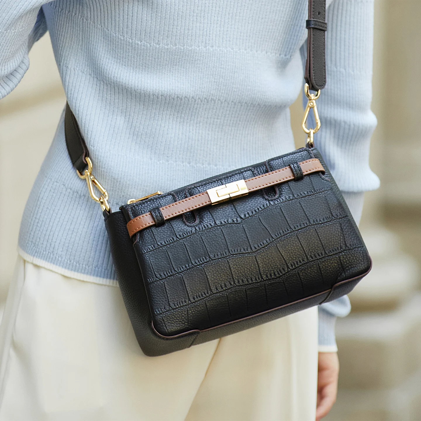 2025 New Bag ZOOLER Brand Women Genuine Leather Shoulder Messenger Bags Purses Top Ladies Cow Skin Bag Crossbody Style #AL635
2025 New Bag ZOOLER Brand Women Genuine Leather Shoulder Messenger Bags Purses Top Ladies Cow Skin Bag Crossbody Style #AL635