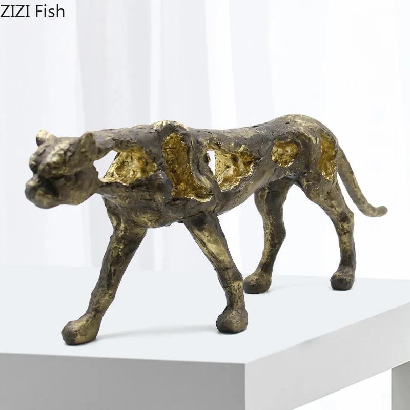 Leopard Resin Ornament Hollow Leopard Statue Model Animal Art Sculpture Exhibition Desktop Decoration Crafts Home Accessories
Leopard Resin Ornament Hollow Leopard Statue Model Animal Art Sculpture Exhibition Desktop Decoration Crafts Home Accessories