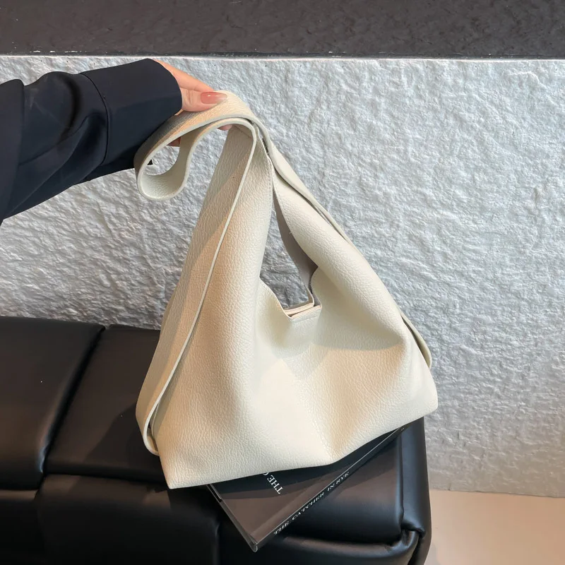 Women Luxury Design Tote Bag Solid Color Soft PU Large Capacity Shoulder Bags French Casual Fashion Simple Female Handbag
Women Luxury Design Tote Bag Solid Color Soft PU Large Capacity Shoulder Bags French Casual Fashion Simple Female Handbag