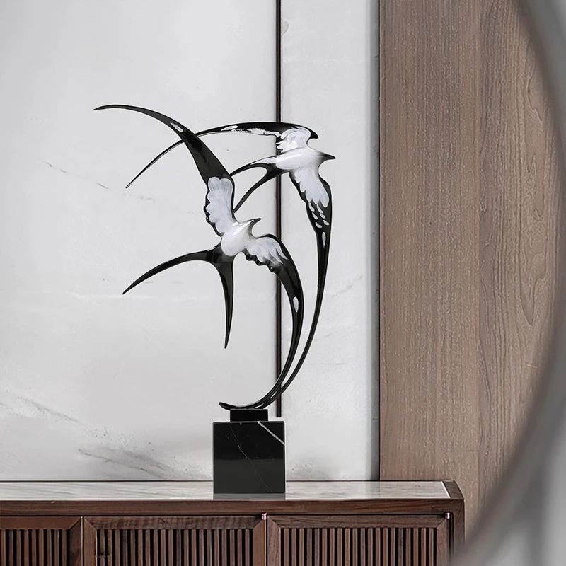 Swallow Bird Metal Figurine Ornament New Chinese Style Home Living Room Bedroom Study Office Desk Decoration Lucky Blessing Gift
Swallow Bird Metal Figurine Ornament New Chinese Style Home Living Room Bedroom Study Office Desk Decoration Lucky Blessing Gift