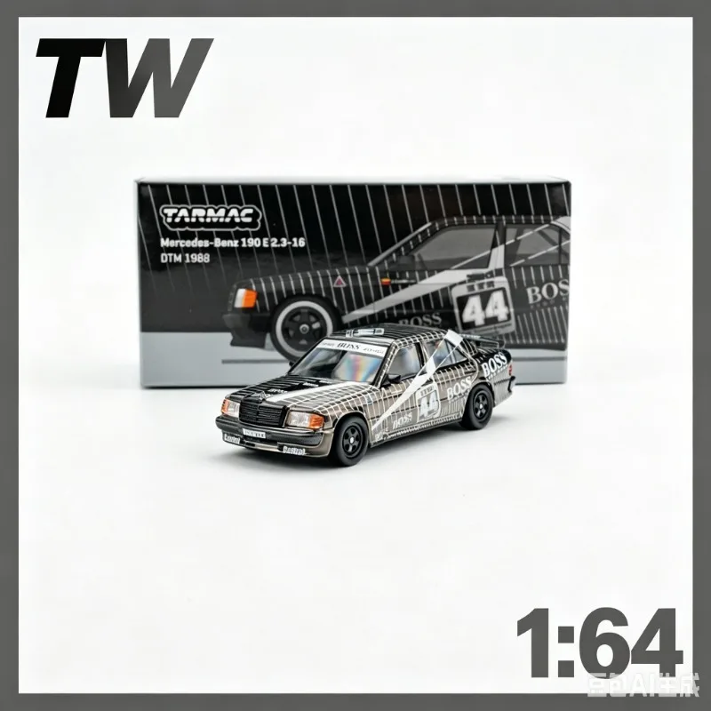 TW 1:64 190 E 2.3-16 DTM 1988 Die Casting Alloy Simulation Model Collection Souvenir, a favorite gift for boys.
TW 1:64 190 E 2.3-16 DTM 1988 Die Casting Alloy Simulation Model Collection Souvenir, a favorite gift for boys.