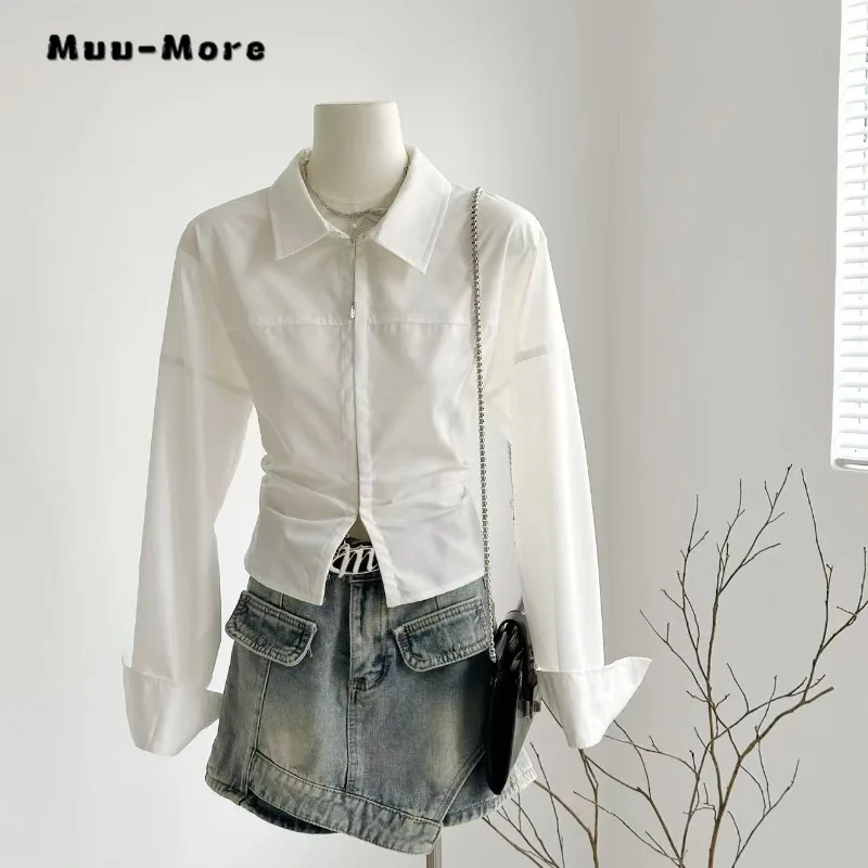 Korean Y2K Casual Style Turn-down Collar Solid Color Blouses 2024 Spring Women Sexy Crop Top Zipper Long Sleeve Sheath Shirts
Korean Y2K Casual Style Turn-down Collar Solid Color Blouses 2024 Spring Women Sexy Crop Top Zipper Long Sleeve Sheath Shirts