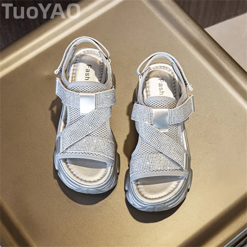 7CM New Air Mesh Sandals Women Rhinestone Comfort Casual Shoes Fashion Bling Women Summer Platform Wedge Ladies Hook Slipper
7CM New Air Mesh Sandals Women Rhinestone Comfort Casual Shoes Fashion Bling Women Summer Platform Wedge Ladies Hook Slipper