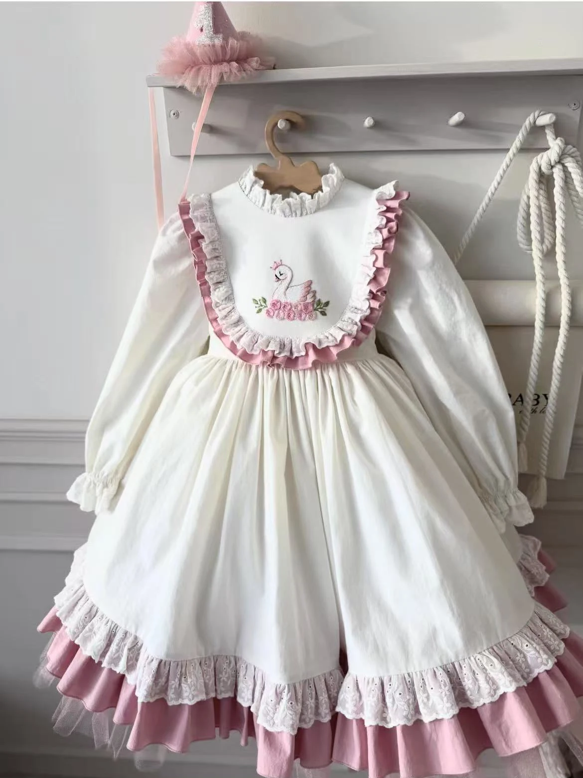 0-12Y Baby Girl Autumn White Embroidery Vintage Princess Dress for Birthday Photography Holiday Eid C245
0-12Y Baby Girl Autumn White Embroidery Vintage Princess Dress for Birthday Photography Holiday Eid C245