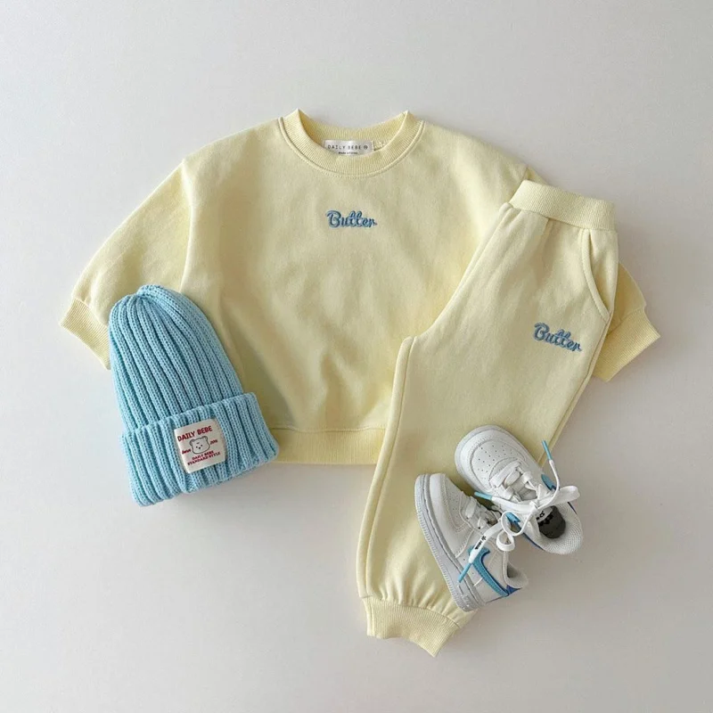 insSpring and Autumn Baby Toddler Clothing Solid Color Cotton Knitted Casual Sports Two-Piece Set Embroidered Sweatshirt and Swe
insSpring and Autumn Baby Toddler Clothing Solid Color Cotton Knitted Casual Sports Two-Piece Set Embroidered Sweatshirt and Swe