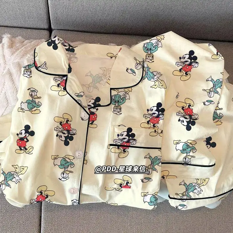 Kawaii Disney Cute Cartoon Mickey Pajamas Creative Anime Three Piece Cardigan Short Sleeved Pants Casual Home Wear
Kawaii Disney Cute Cartoon Mickey Pajamas Creative Anime Three Piece Cardigan Short Sleeved Pants Casual Home Wear