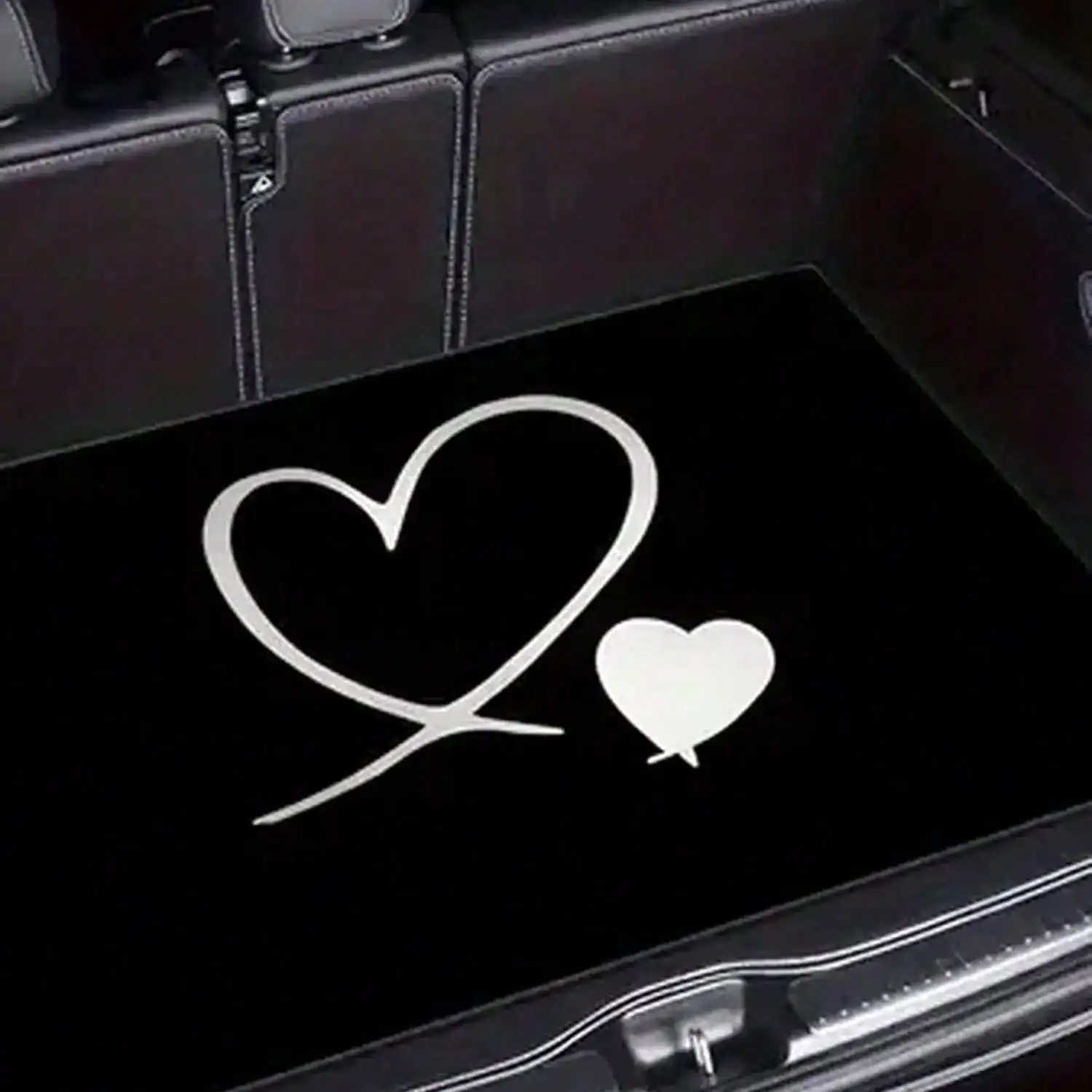 1-Piece Fashionable Floral Car Trunk Cushion, Heart-Shaped Pattern, Elegant Accessory, Travel Essential
1-Piece Fashionable Floral Car Trunk Cushion, Heart-Shaped Pattern, Elegant Accessory, Travel Essential