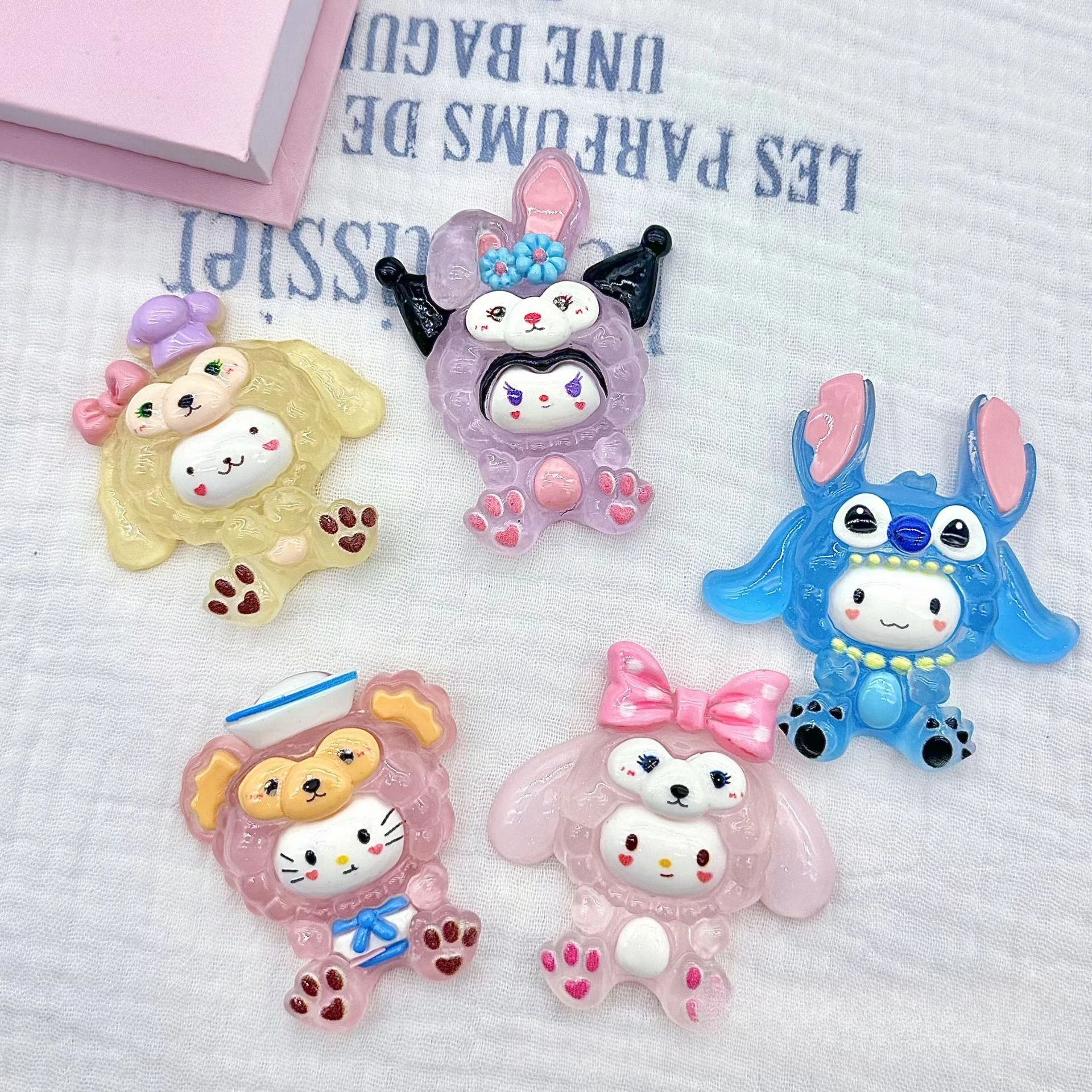 Miniso Luminous Stitch Sanrio Resin Diy Cream Glue Mobile Case Refrigerator Hairpin Accessories Material Pack 
Miniso Luminous Stitch Sanrio Resin Diy Cream Glue Mobile Case Refrigerator Hairpin Accessories Material Pack