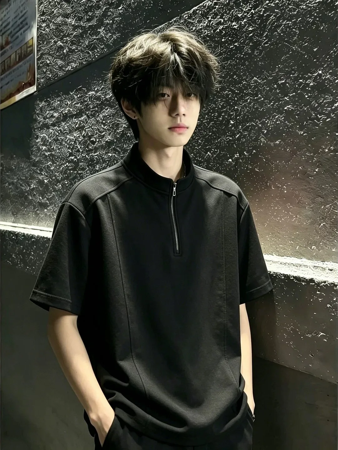 Black Heavyweight Zipper Half Open Stand Collar Short Sleeve Men's T-Shirt Casual Style Breathable Quick Dry Summer Top
Black Heavyweight Zipper Half Open Stand Collar Short Sleeve Men's T-Shirt Casual Style Breathable Quick Dry Summer Top