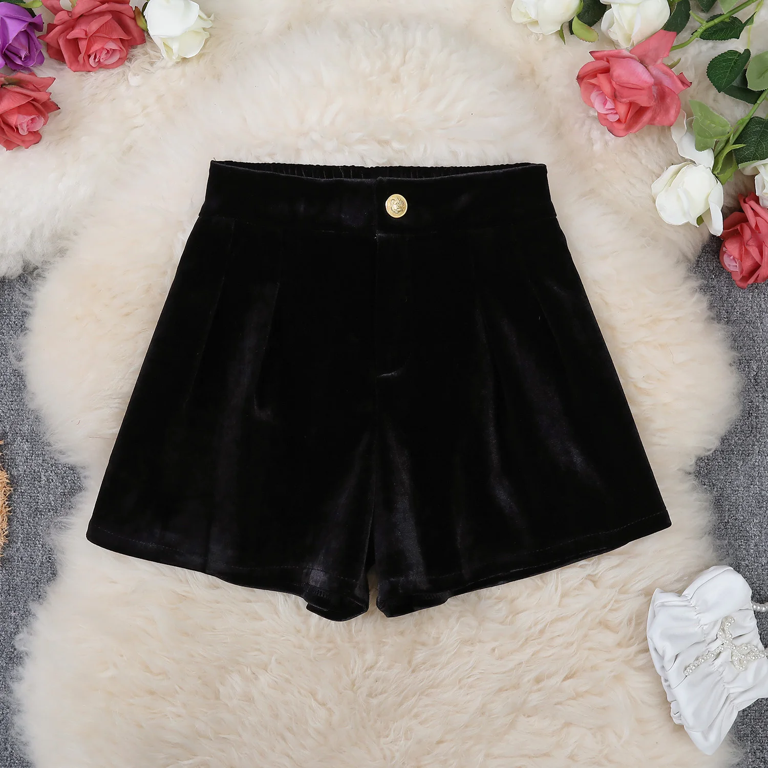 2023 Women's Autumn Winter New High Waist A-line Shorts Female Solid Color Velvet Shorts Ladies Short Casual Wide-leg Pants U606
2023 Women's Autumn Winter New High Waist A-line Shorts Female Solid Color Velvet Shorts Ladies Short Casual Wide-leg Pants U606