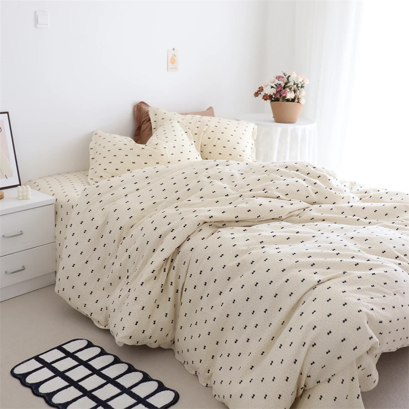 Comfortable Set Fitted 4-Piece Flat Duvet Bedding Breathable Soft Modern 3-Piece Sheet Pillowcase Hotel Nordic Cotton Cover Bed
Comfortable Set Fitted 4-Piece Flat Duvet Bedding Breathable Soft Modern 3-Piece Sheet Pillowcase Hotel Nordic Cotton Cover Bed