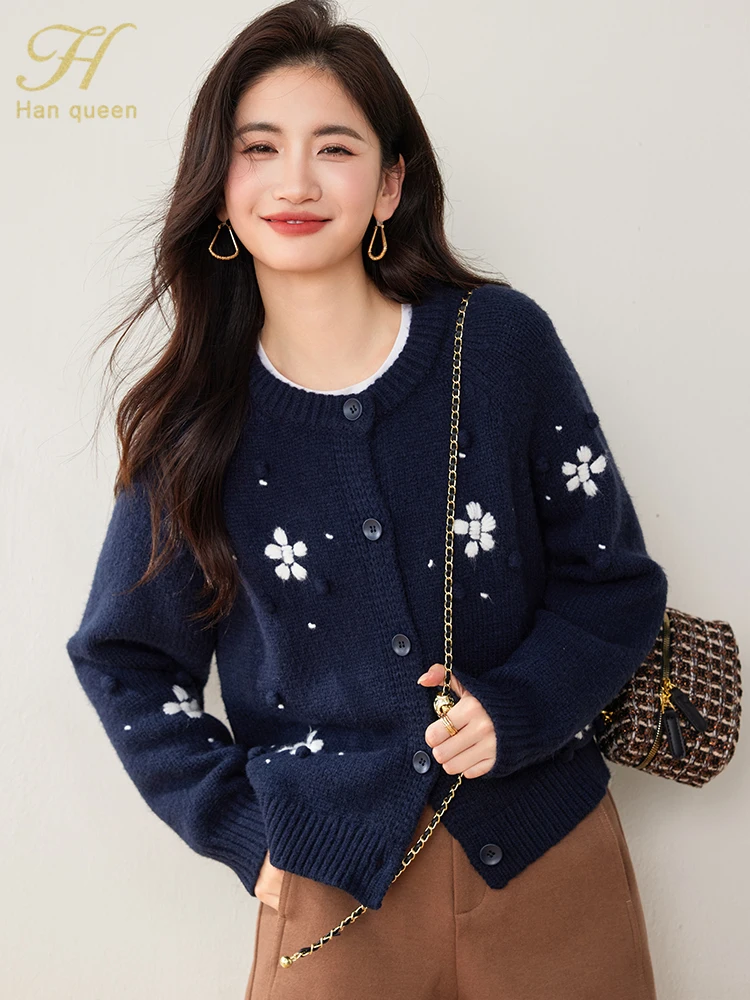 H Han Queen Autumn Winter Embroidery Single Breast Female Sweater Fashion Loose Lady Cardigans Coat Knitted Cardigans For Women
H Han Queen Autumn Winter Embroidery Single Breast Female Sweater Fashion Loose Lady Cardigans Coat Knitted Cardigans For Women