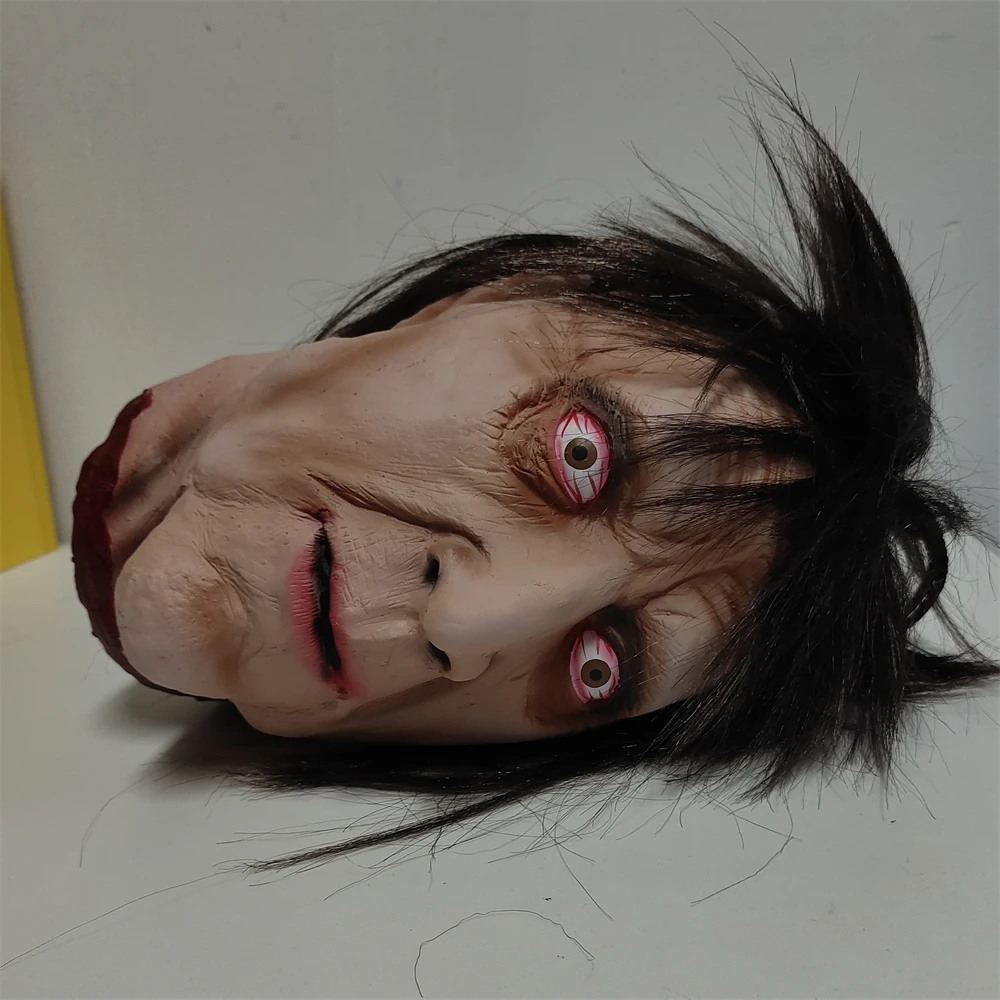 Realistic Samurai Decapitated Halloween Carnival Horror Decoration Haunted House Party Horror Props
Realistic Samurai Decapitated Halloween Carnival Horror Decoration Haunted House Party Horror Props