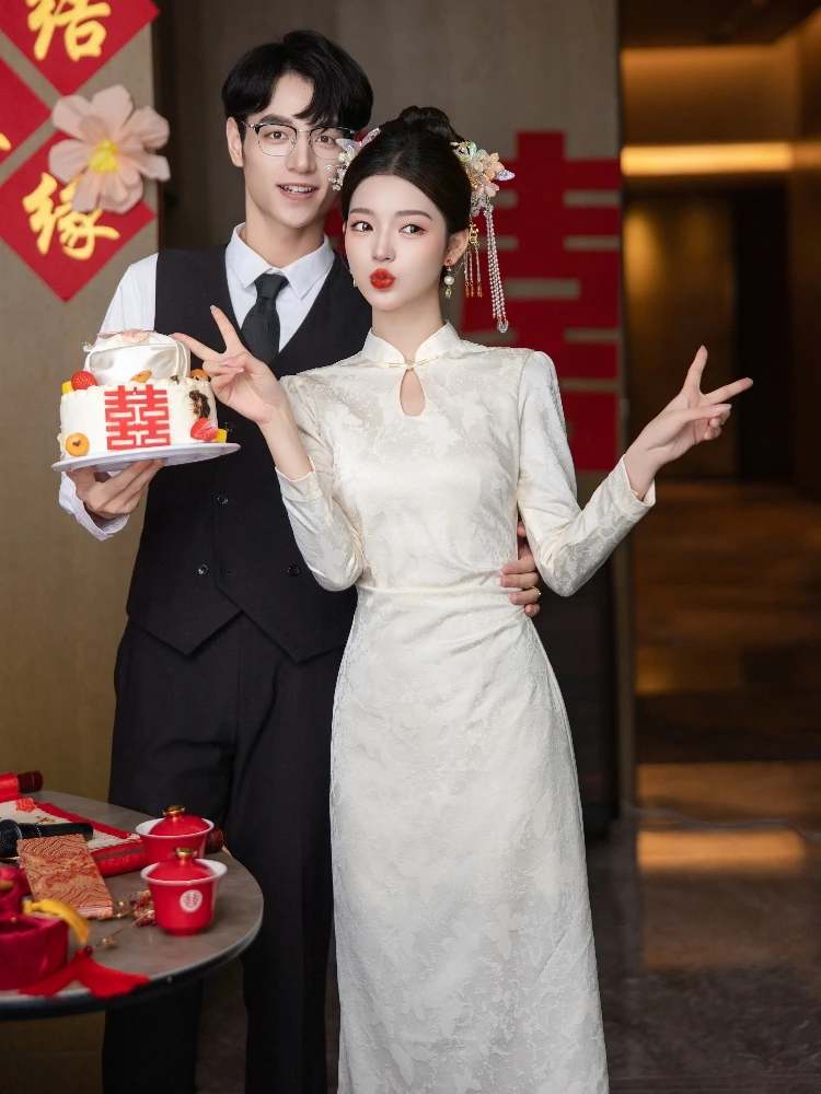 Champagne Color Wedding Dr Long Sve Formal Ceremony Dr for Bride Return Home Casual Wear KTV Par Gown
Champagne Color Wedding Dr Long Sve Formal Ceremony Dr for Bride Return Home Casual Wear KTV Par Gown