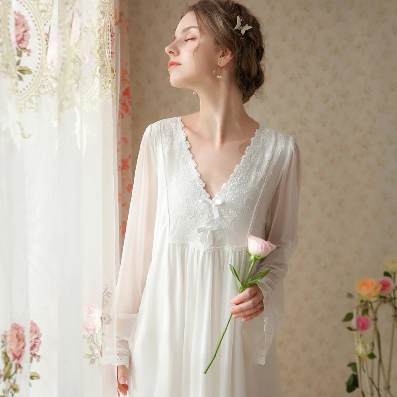 Vintage Spring Autumn Mesh Night Dress Princess Sleepwear Nightwear Women Sexy V Neck Full Sleeve Nightgown Lace Long Nightdress
Vintage Spring Autumn Mesh Night Dress Princess Sleepwear Nightwear Women Sexy V Neck Full Sleeve Nightgown Lace Long Nightdress