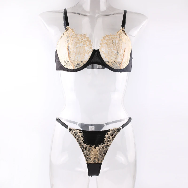 Bikini lace color-blocked underwire single-layer semi-transparent bra and thong set
Bikini lace color-blocked underwire single-layer semi-transparent bra and thong set