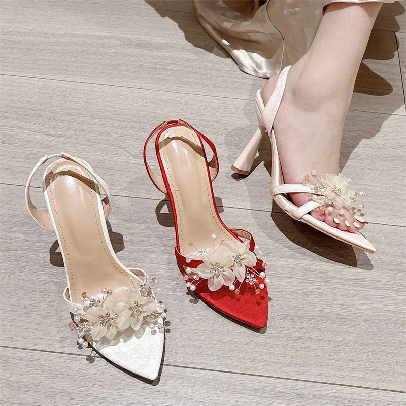 Aneikeh Red Pearl Flower Bridal Heels Women Ankle Strap Pointed Toe Slingbacks High Heels Sandals 2026 Wedding Party Shoes
Aneikeh Red Pearl Flower Bridal Heels Women Ankle Strap Pointed Toe Slingbacks High Heels Sandals 2026 Wedding Party Shoes