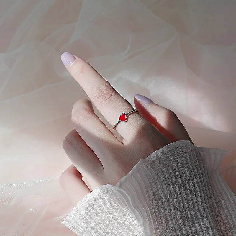 Romantic Red Heart Enamel Ring 925 Silver for Charm Ladies Women Wedding Engagement Party Fine Jewelry Fashion Accessories Gifts
Romantic Red Heart Enamel Ring 925 Silver for Charm Ladies Women Wedding Engagement Party Fine Jewelry Fashion Accessories Gifts