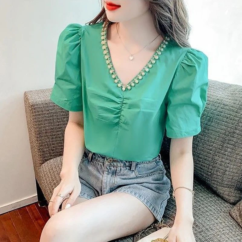 Fashion V-Neck Folds Beading Puff Sleeve T-Shirt Women's Clothing 2024 Summer New Loose Korean Tops Office Lady Tee Shirt
Fashion V-Neck Folds Beading Puff Sleeve T-Shirt Women's Clothing 2024 Summer New Loose Korean Tops Office Lady Tee Shirt