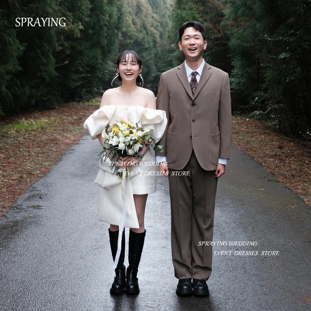 SPRAYING Korea Mini Wedding Party Dresses Ruffles Boat Neck Off the Shoulder A-line Bridal Gown Pleat Above Knee Custom Made
SPRAYING Korea Mini Wedding Party Dresses Ruffles Boat Neck Off the Shoulder A-line Bridal Gown Pleat Above Knee Custom Made