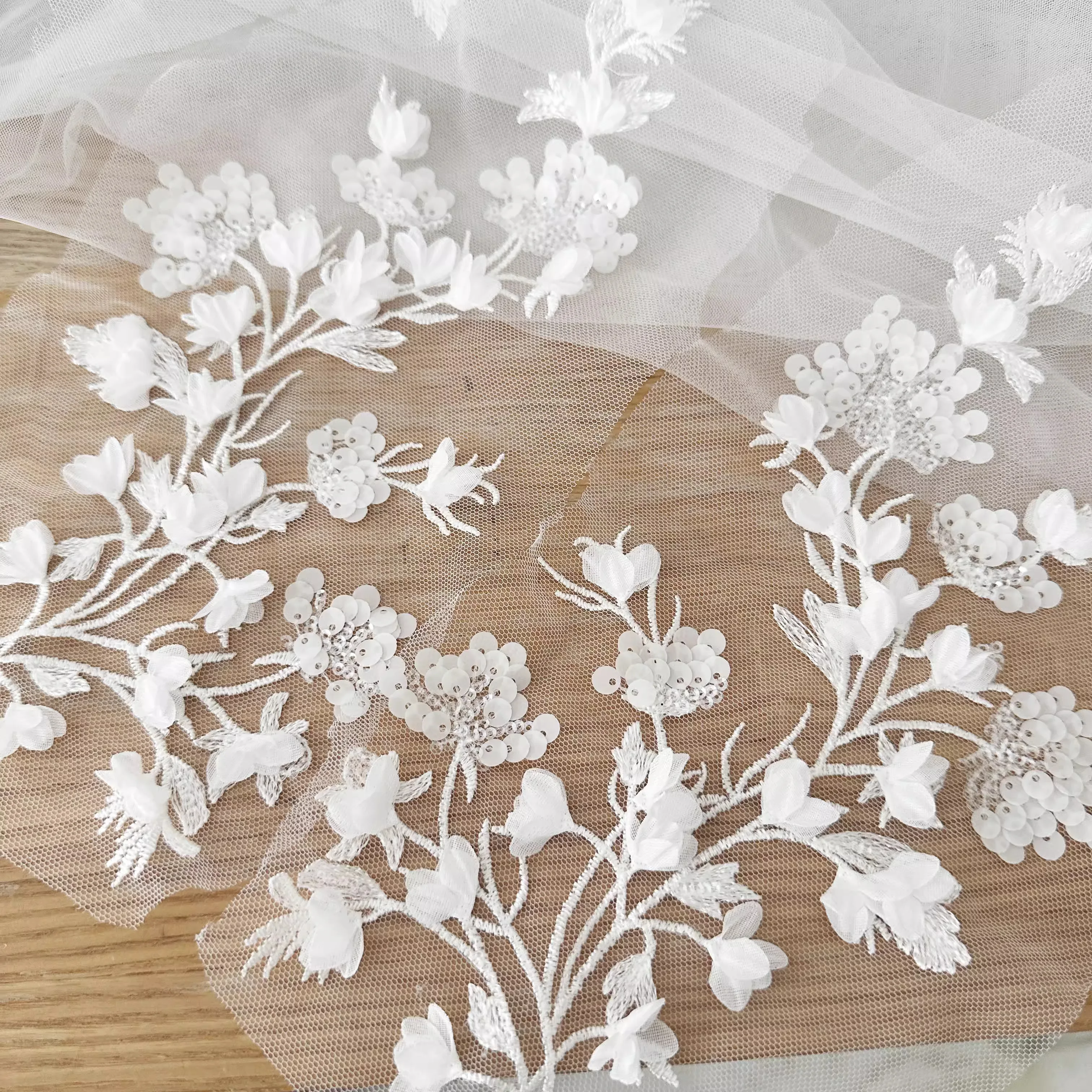1pair Customized immortal three-dimensional flower nail bead lace patch Mesh embroidery lace flower headband patch da cucire
1pair Customized immortal three-dimensional flower nail bead lace patch Mesh embroidery lace flower headband patch da cucire