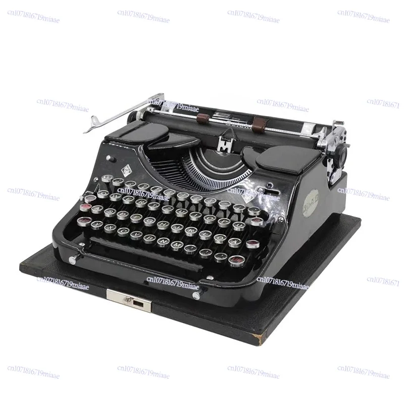 Typewriter Mechanical English-German Keyboard Normal Use Medieval Antiquity Literature and Art
Typewriter Mechanical English-German Keyboard Normal Use Medieval Antiquity Literature and Art