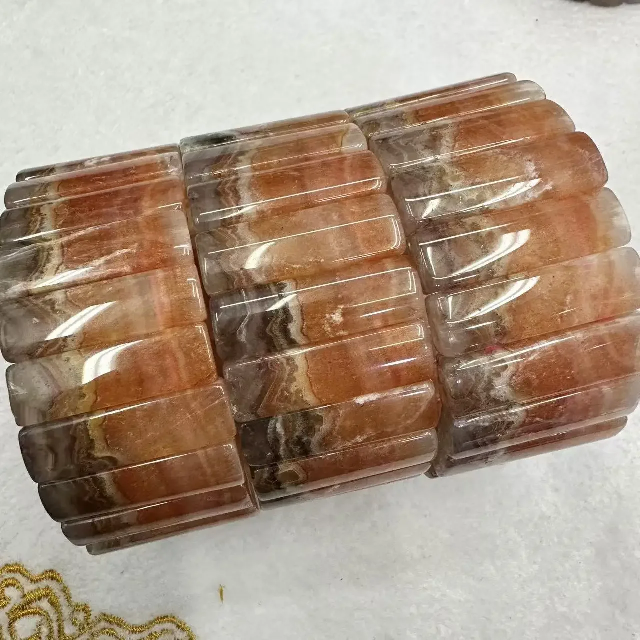 ХОРОШИЙ натуральный мексиканский агат, смешанные бусины Fenda Aurora, прямоугольный браслет, бусины, ювелирные изделия, энергетический магнитный модный кристалл
ХОРОШИЙ натуральный мексиканский агат, смешанные бусины Fenda Aurora, прямоугольный браслет, бусины, ювелирные изделия, энергетический магнитный модный кристалл