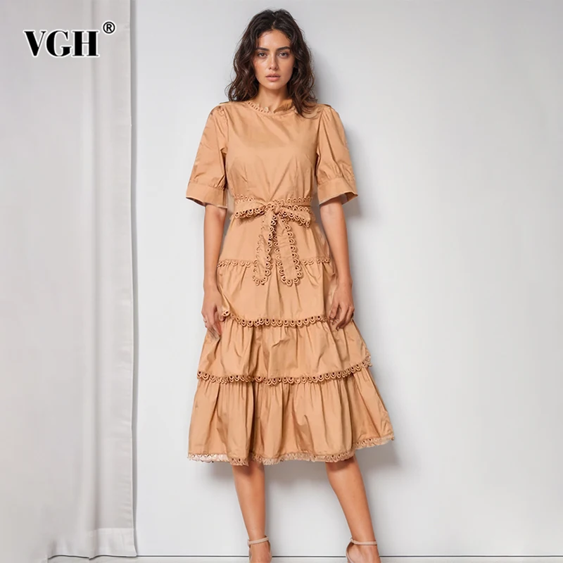 VGH Solid Patchwork Lace A Line Dresses For Women Round Neck Short Sleeve High Waist Cut Out Elegant Dress Female Midi Style New
VGH Solid Patchwork Lace A Line Dresses For Women Round Neck Short Sleeve High Waist Cut Out Elegant Dress Female Midi Style New