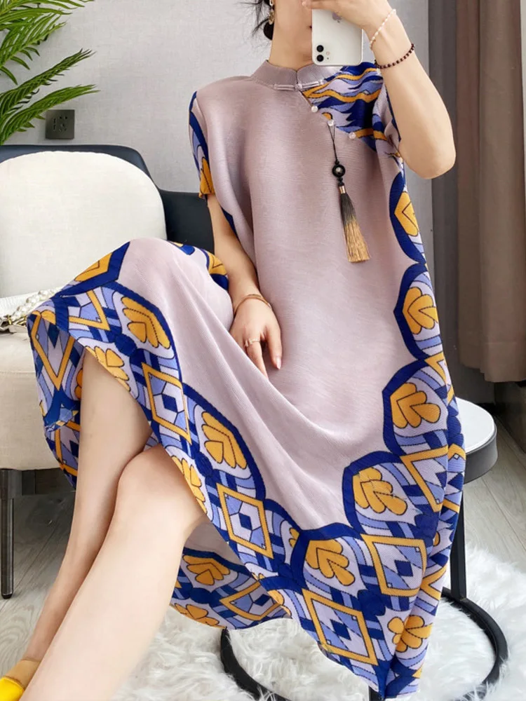 2022 New Summer Fashion Trend O Neck Short Sleeve Patchwork Contrasting Colors Temperament Pleated Dress Women Loose
2022 New Summer Fashion Trend O Neck Short Sleeve Patchwork Contrasting Colors Temperament Pleated Dress Women Loose