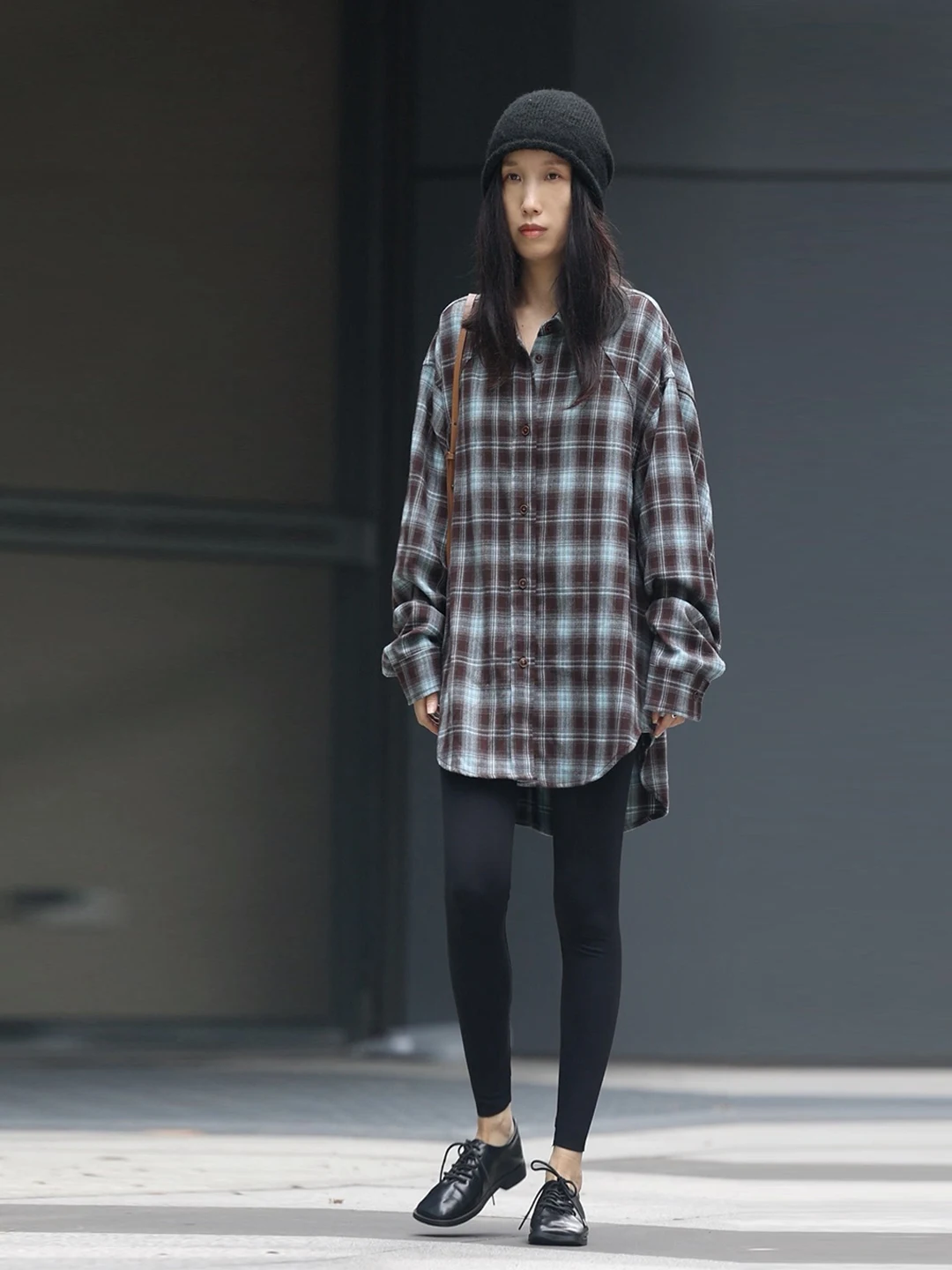 Свободное женское клетчатое пальто весна-осень, новое пальто с базовым слоем, винтажное пальто Lazy Sle из смеси хлопка и полиэстера Long Sve
Свободное женское клетчатое пальто весна-осень, новое пальто с базовым слоем, винтажное пальто Lazy Sle из смеси хлопка и полиэстера Long Sve