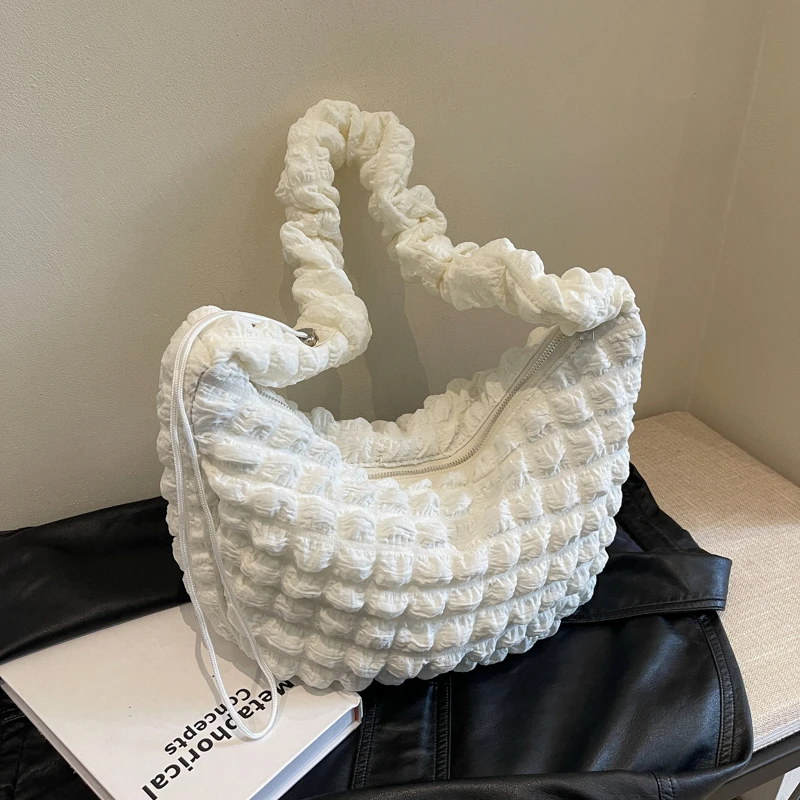 Nylon Wrinkles Solid Color Shoulder Bags Summer Large Capacity Women's Bags on Sale 2025 Brand Commuting Simple Women's Handbags
Nylon Wrinkles Solid Color Shoulder Bags Summer Large Capacity Women's Bags on Sale 2025 Brand Commuting Simple Women's Handbags