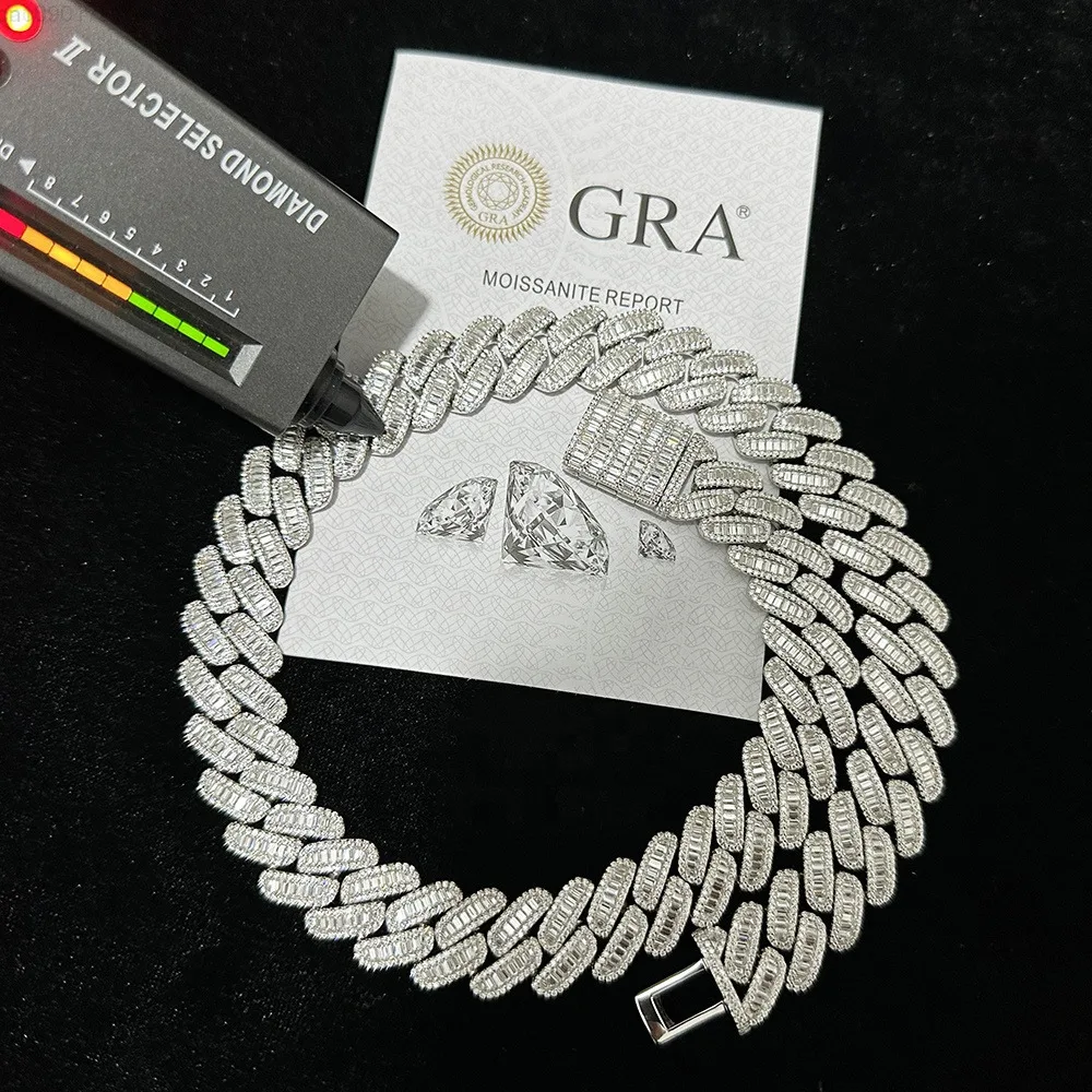 18 мм S925 Серебро Iced Out Полностью Vvs Багет Муассанит Роскошная кубинская цепочка с бриллиантами Мужское ожерелье Хип-хоп Ювелирные изделия
18 мм S925 Серебро Iced Out Полностью Vvs Багет Муассанит Роскошная кубинская цепочка с бриллиантами Мужское ожерелье Хип-хоп Ювелирные изделия