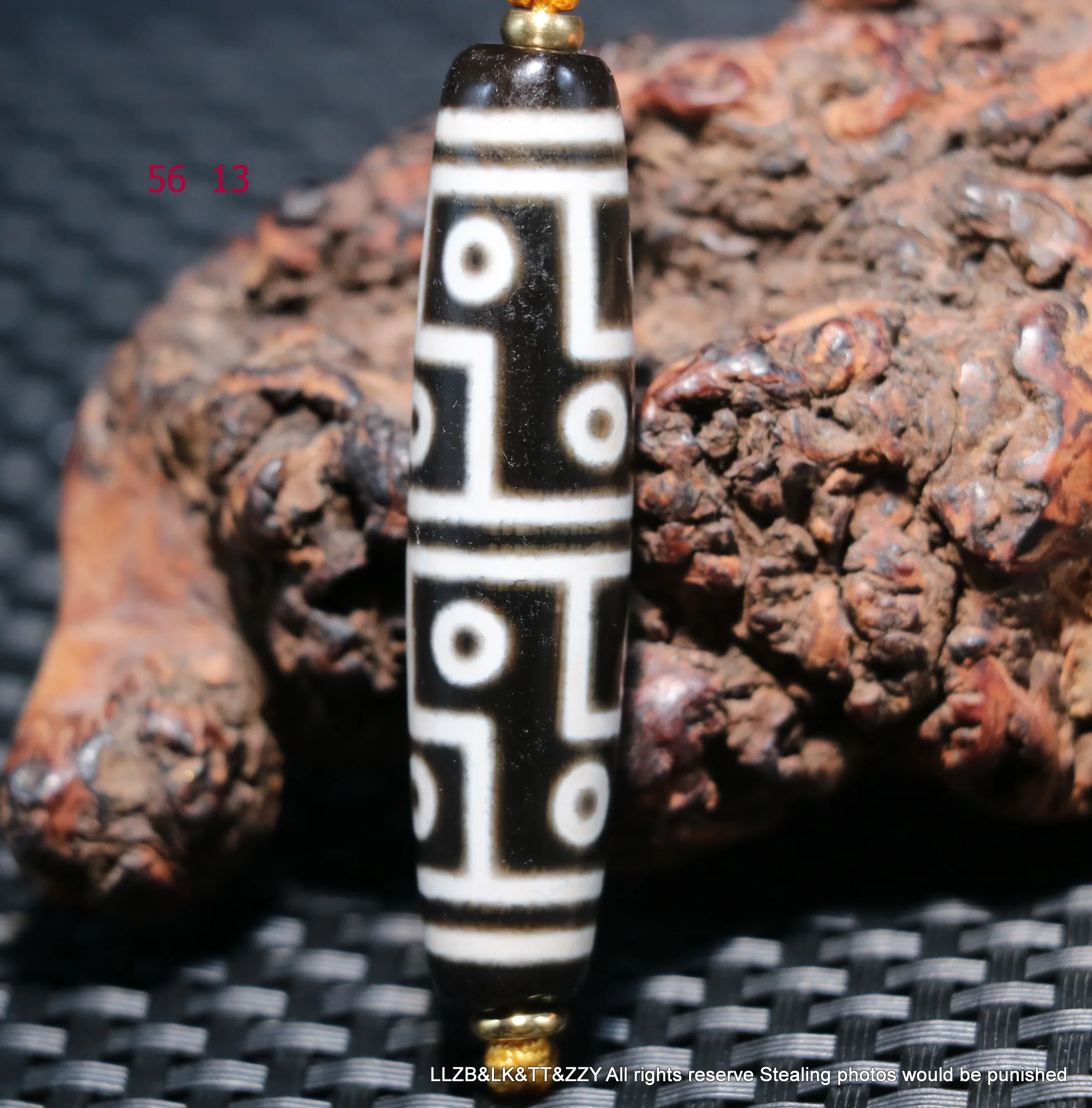 Unique Magic Power Energy Tibetan old Agate Fold Line 12 Eye Master Symbol dZi Bead Pendant LKbrother Talisman RPL1216AQs
Unique Magic Power Energy Tibetan old Agate Fold Line 12 Eye Master Symbol dZi Bead Pendant LKbrother Talisman RPL1216AQs