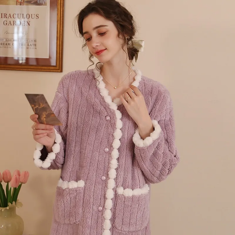New Pajamas Women Double-Sided Velvet Thickening Plus Velvet Winter Ladies Warm French court style Robe Nightgown
New Pajamas Women Double-Sided Velvet Thickening Plus Velvet Winter Ladies Warm French court style Robe Nightgown