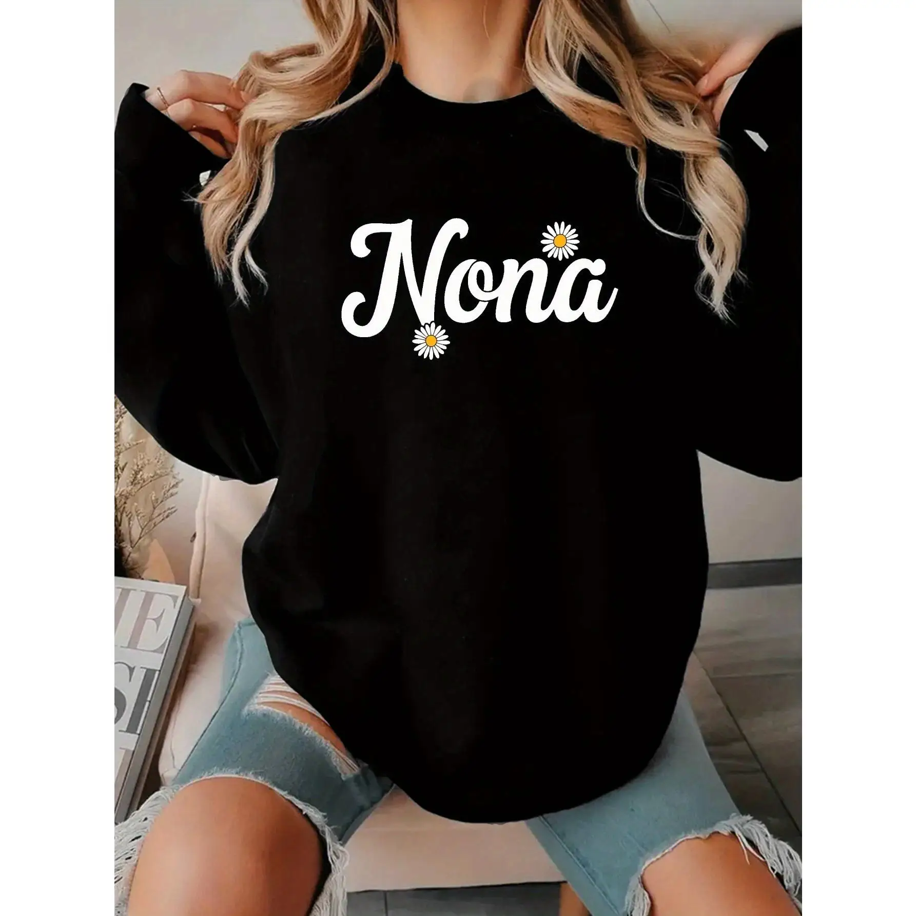 Nona Grandmom Sweatshirt, Cute Daisy Graphic Crewneck Pullover for Women, Oversized Long Sleeve Jumper, Best Gift for Grandma
Nona Grandmom Sweatshirt, Cute Daisy Graphic Crewneck Pullover for Women, Oversized Long Sleeve Jumper, Best Gift for Grandma