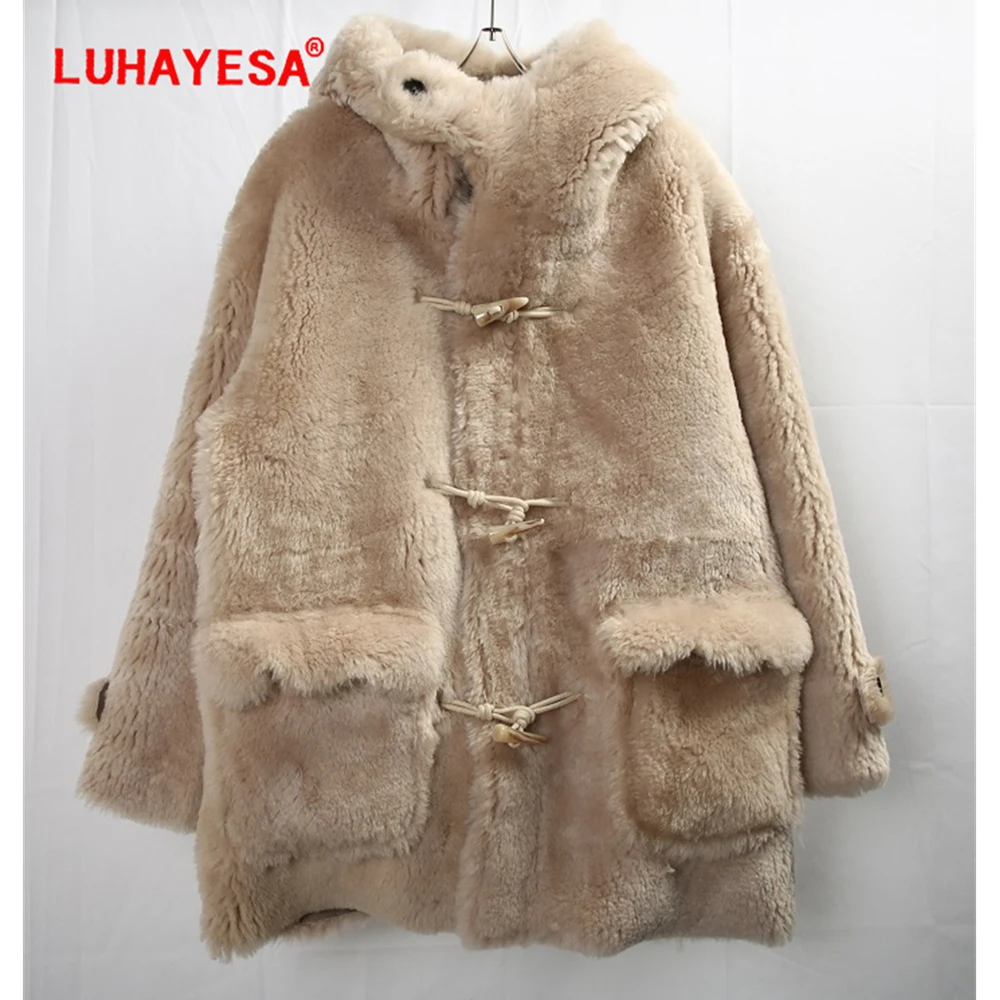 2023 New Women Lamb Fur Shearling Clothes Winter Warm Hooded Medium Long Real Fur Jackets
2023 New Women Lamb Fur Shearling Clothes Winter Warm Hooded Medium Long Real Fur Jackets