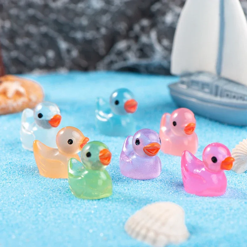 10Pcs Mini Duck Glow At Night Miniature Figurines Cute Garden Decoration Luminous Swan Duck Desk Ornaments Dollhouse Crafts DIY
10Pcs Mini Duck Glow At Night Miniature Figurines Cute Garden Decoration Luminous Swan Duck Desk Ornaments Dollhouse Crafts DIY