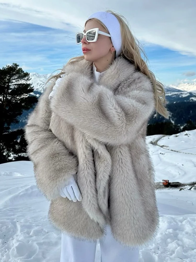 New Luxury Brand Fox Fur Coat With Large Lapel Ins Fashion Faux Fur Jacket Soft Thick Warm Autumn Winter Plush Overcoat
New Luxury Brand Fox Fur Coat With Large Lapel Ins Fashion Faux Fur Jacket Soft Thick Warm Autumn Winter Plush Overcoat