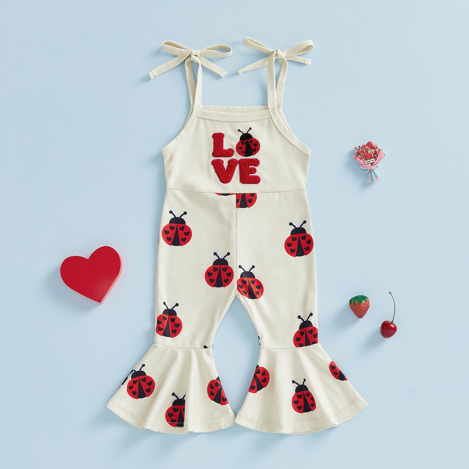Комбинезон с принтом сердца для маленьких девочек, рюшами, без рукавов, с бантом, на бретельках, расклешенные брюки с вышивкой божьей коровки, наряд на День святого Валентина
Комбинезон с принтом сердца для маленьких девочек, рюшами, без рукавов, с бантом, на бретельках, расклешенные брюки с вышивкой божьей коровки, наряд на День святого Валентина